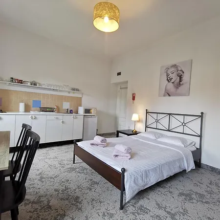 Daire Lovely Lili On A Terrace *